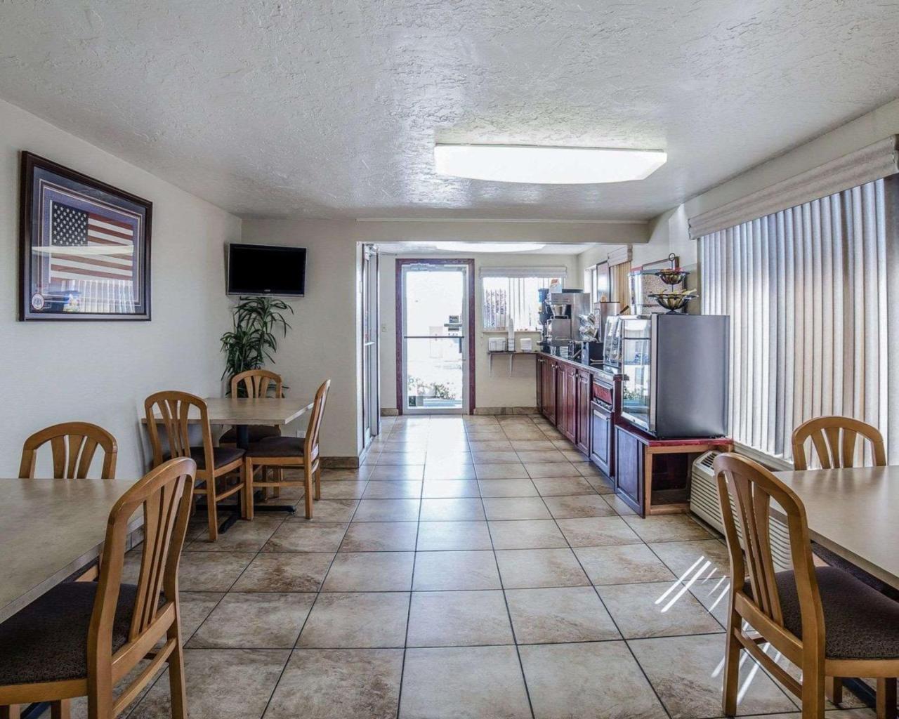 Econo Lodge Downtown Vernal Ngoại thất bức ảnh
