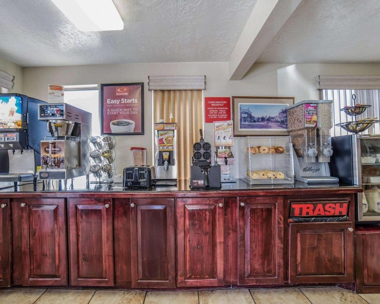 Econo Lodge Downtown Vernal Ngoại thất bức ảnh