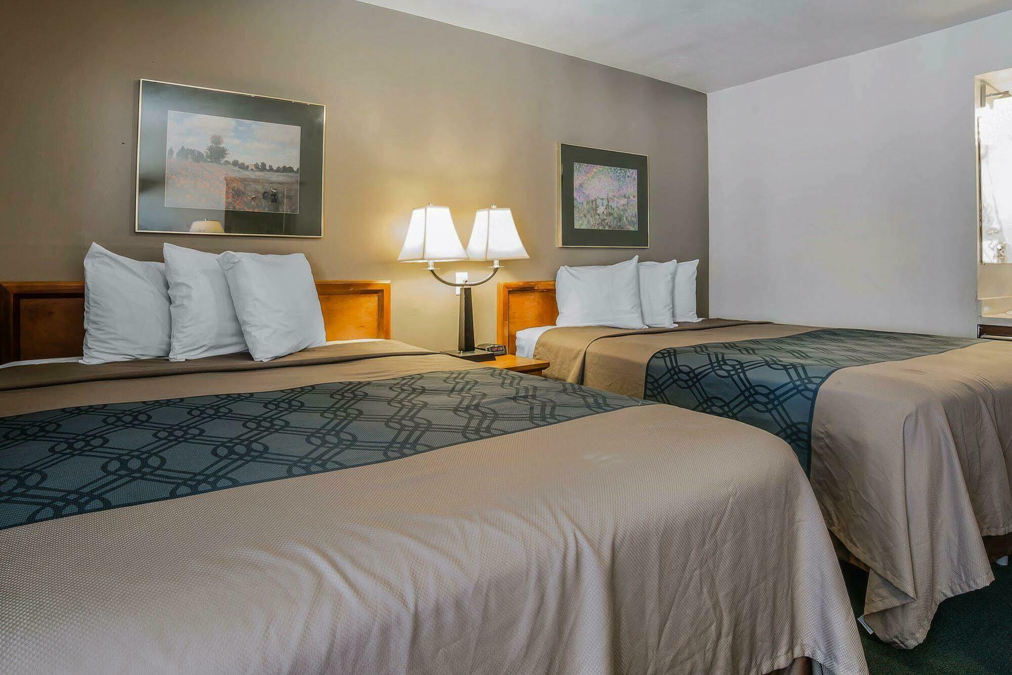 Econo Lodge Downtown Vernal Ngoại thất bức ảnh
